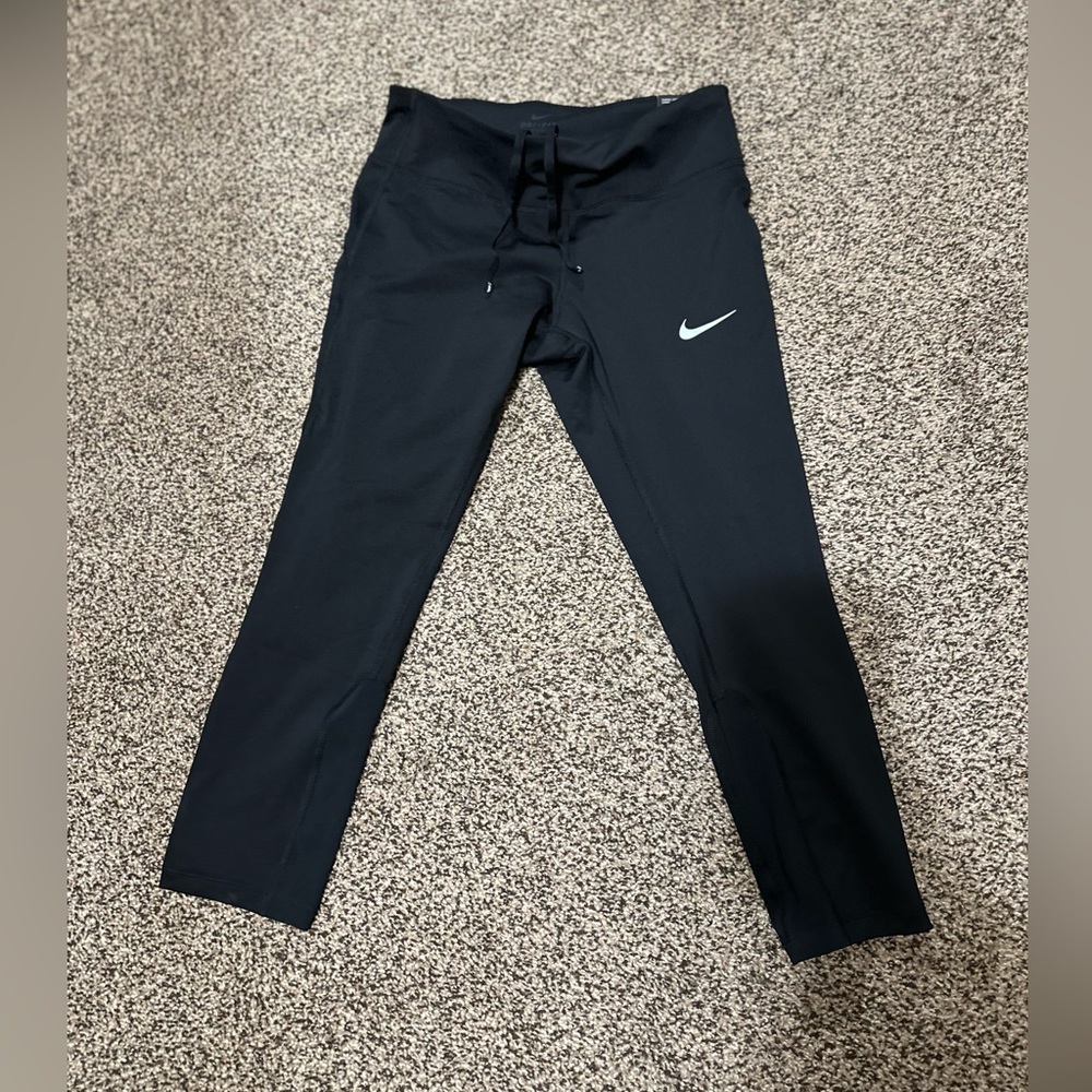 Brand new dri fit Nike Capri leggings